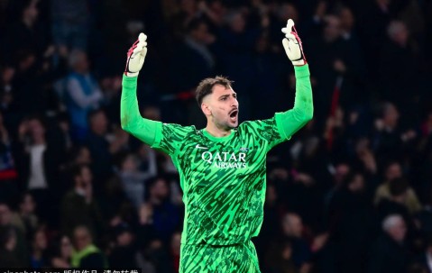 一张老照片引爆欧冠话题：多纳鲁马与国米的未竟缘分，巴黎门神逆转命运！