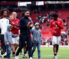 1.74亿镑双响炮！曼联豪赌2大杀器，阿莫林这次能炸翻英超吗？