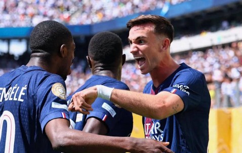 巴黎冲击七冠王伟业，超越巴萨拜仁，切尔西成拦路虎