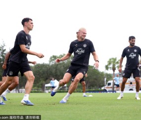 英超史无前例!球员教练全程佩戴摄像头,训练场内幕即将全面曝光