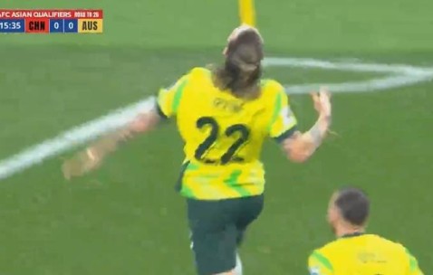 纯个人能力！杰克逊-欧文单挑国足后防破门，赛季德甲主力26场6助