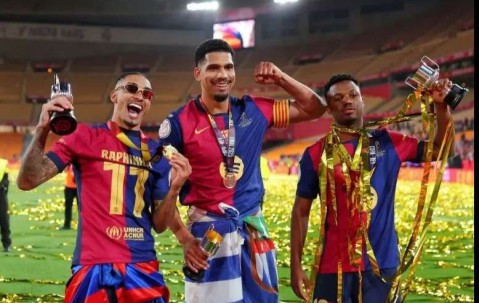 突发！巴萨免签计划72小时崩盘？德甲铁卫加盟突生变数 更衣室已炸锅