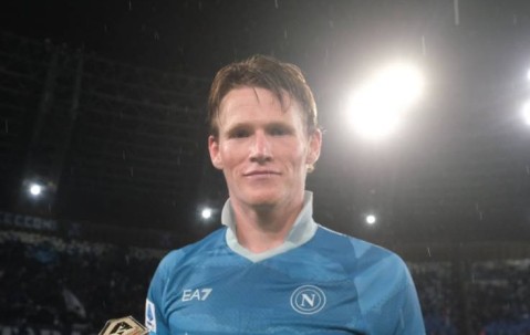 红魔弃将8球2助率队争冠，1.2亿欧锋线仅进6球，曼联又选错了？