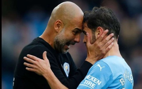 重磅！30岁B席遭曼城5000万甩卖，巴萨+本菲卡绝望，沙特成唯一出路？